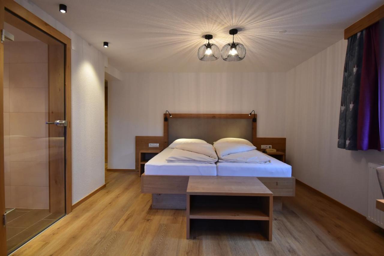 Haus Hubertus Apartment Galtuer Ngoại thất bức ảnh